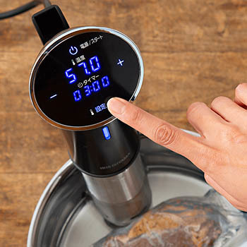 アイリスオーヤマ、“ほったらかし調理”ができる低温調理器