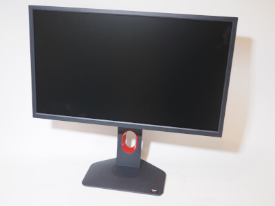 ベンキュー「ZOWIE XL2566K」はプロゲーマーを目指す人におすすめの