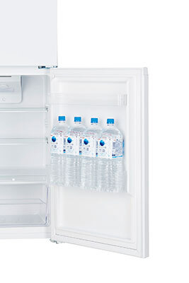 ビックカメラ、単身世帯向け181L冷蔵庫と、4日分をまとめ洗いできる全
