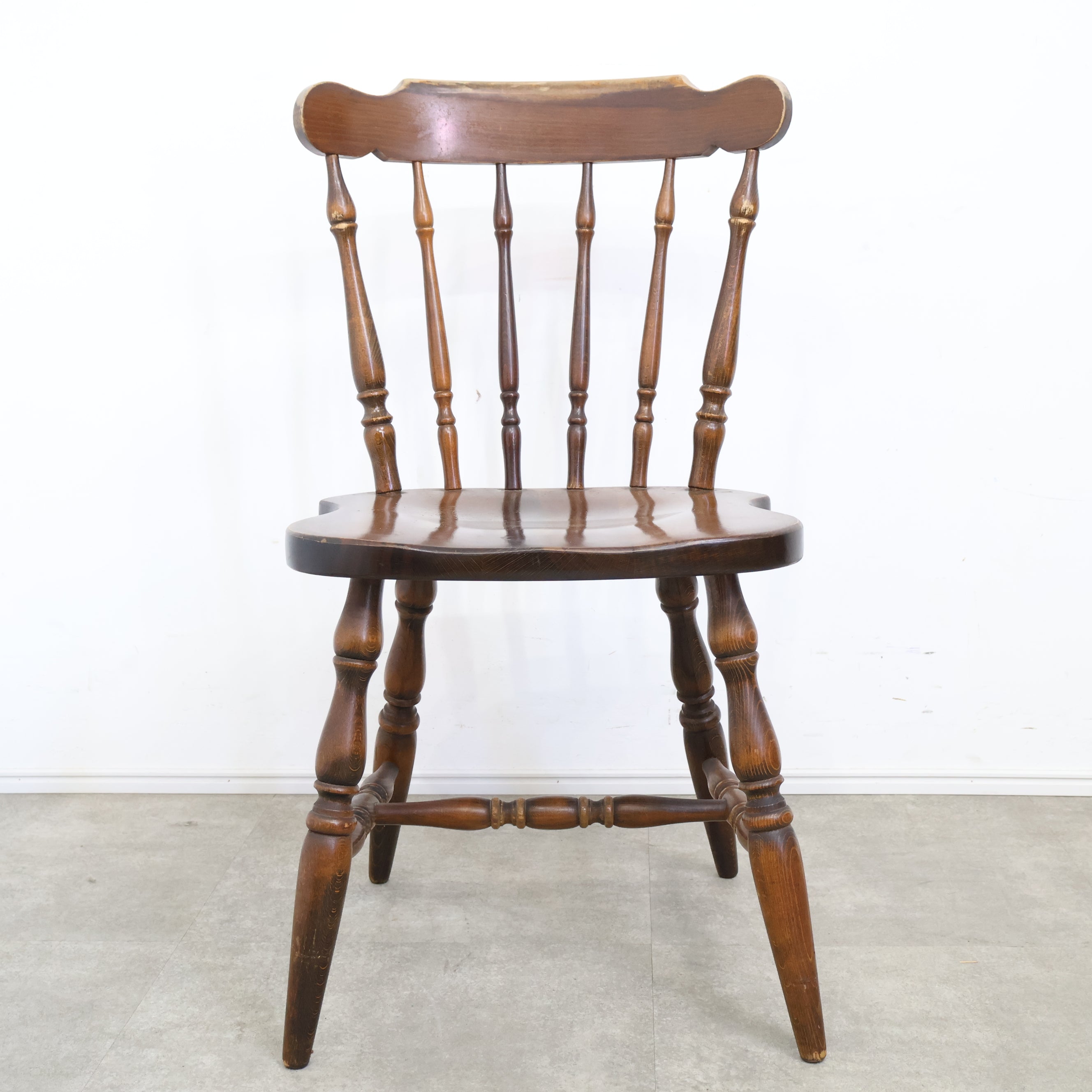 飛騨産業 キツツキマークのダイニングチェア No.1 – バナルオンライン