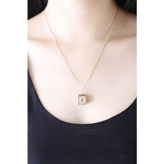 受注生産】聖闘士星矢 黄金聖衣箱（ゴールドクロスボックス）デザイン