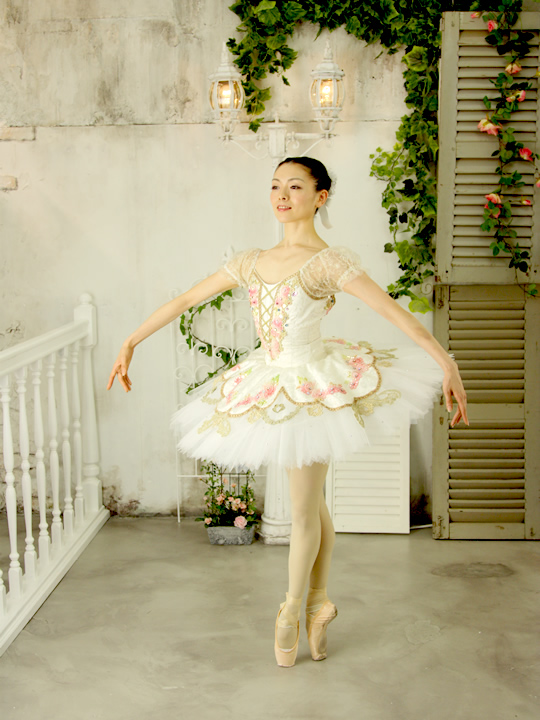 バレエ衣裳のレンタルとオーダーメイド：バレエ衣裳専門店 アロンジェ