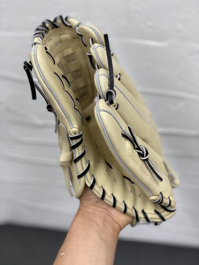 使い方を限定】ZETT：プロステイタス源田選手モデルのグラブを横型で