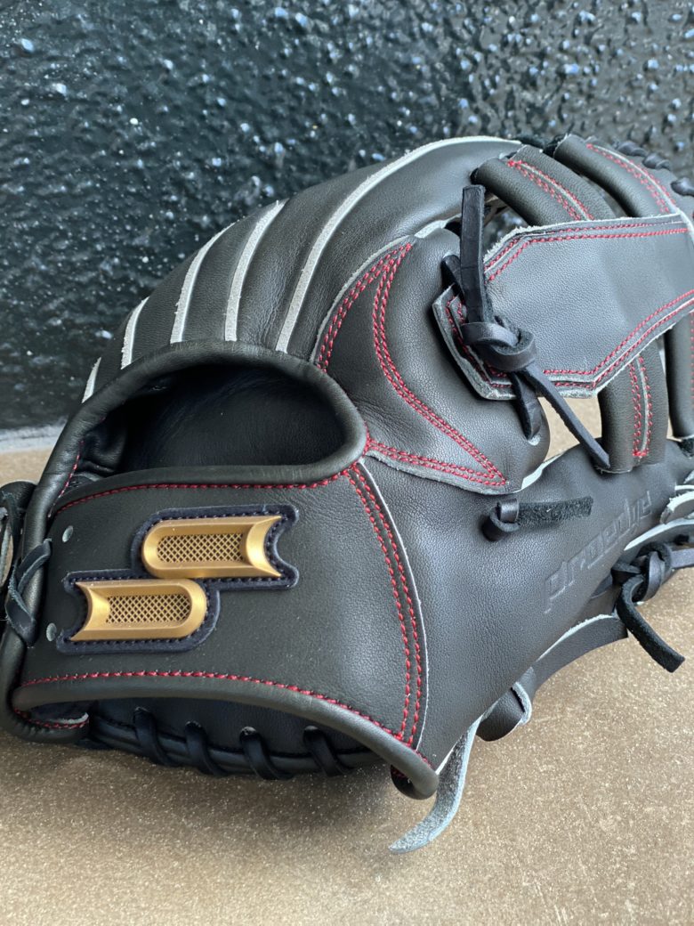 SSKと安達了一選手:プロエッジ史上一番人気の硬式グローブ844型の特徴