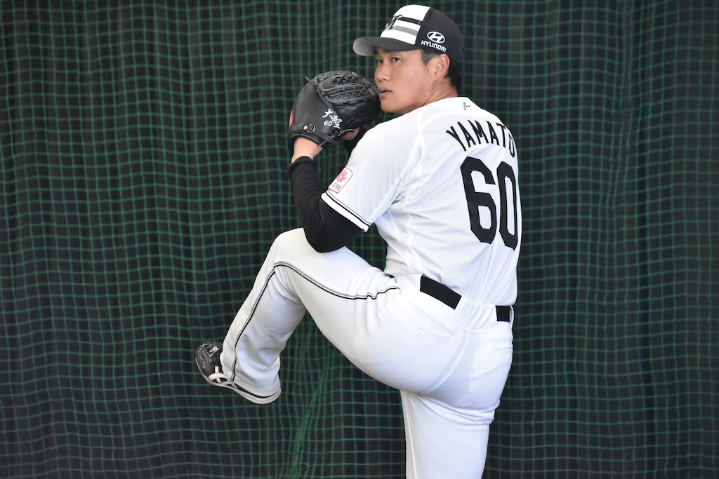 ロッテ】石川慎吾1000万増の2800万円でサイン 来季から背番