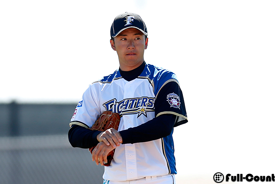 日ハム斎藤佑、「密着」映像で背番号1への思い吐露「僕が背負っていい