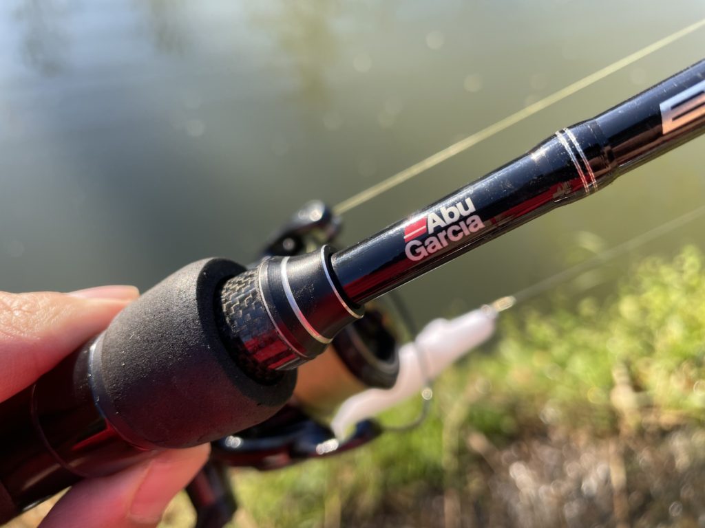 アンダー1万円】コスパ最強バスロッド！バスフィールドが良い感じ