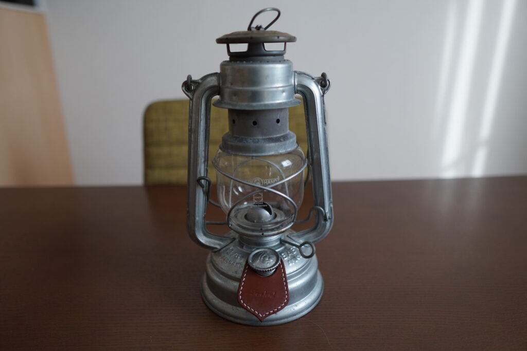 フュアーハンドランタンの芯交換手順と失敗しないコツを解説します