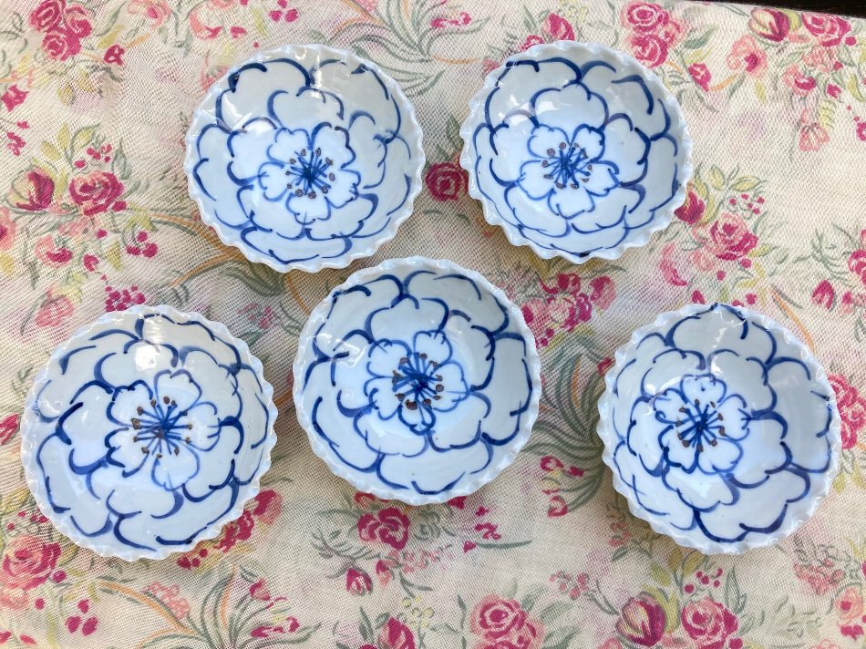 BB-IZUMI|作家ものの器-中尾万作 染付花文輪花小皿