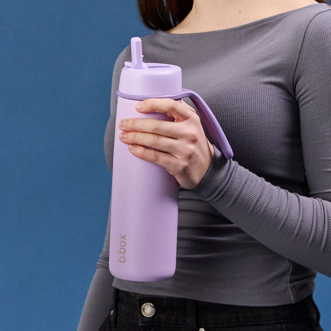 フリップトップボトル690ml（ステンレス製水筒）/ Insulated Flip Top