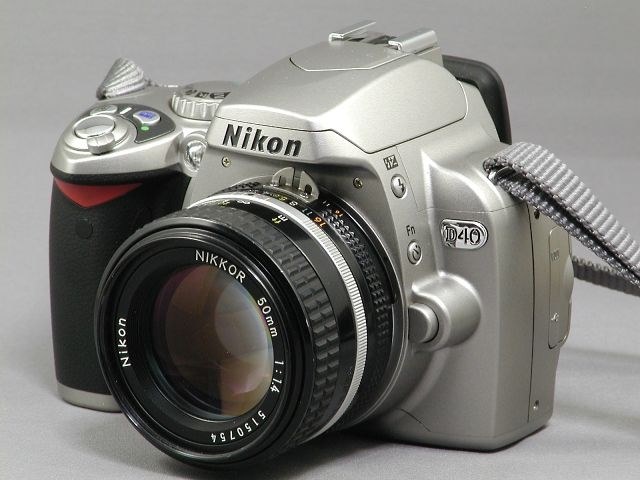 シルバーのD40っていいですね！』 ニコン D40 レンズキット のクチコミ