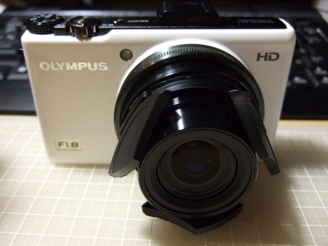 RICOH 自動開閉式レンズキャップLC-2装着！』 オリンパス OLYMPUS XZ-1