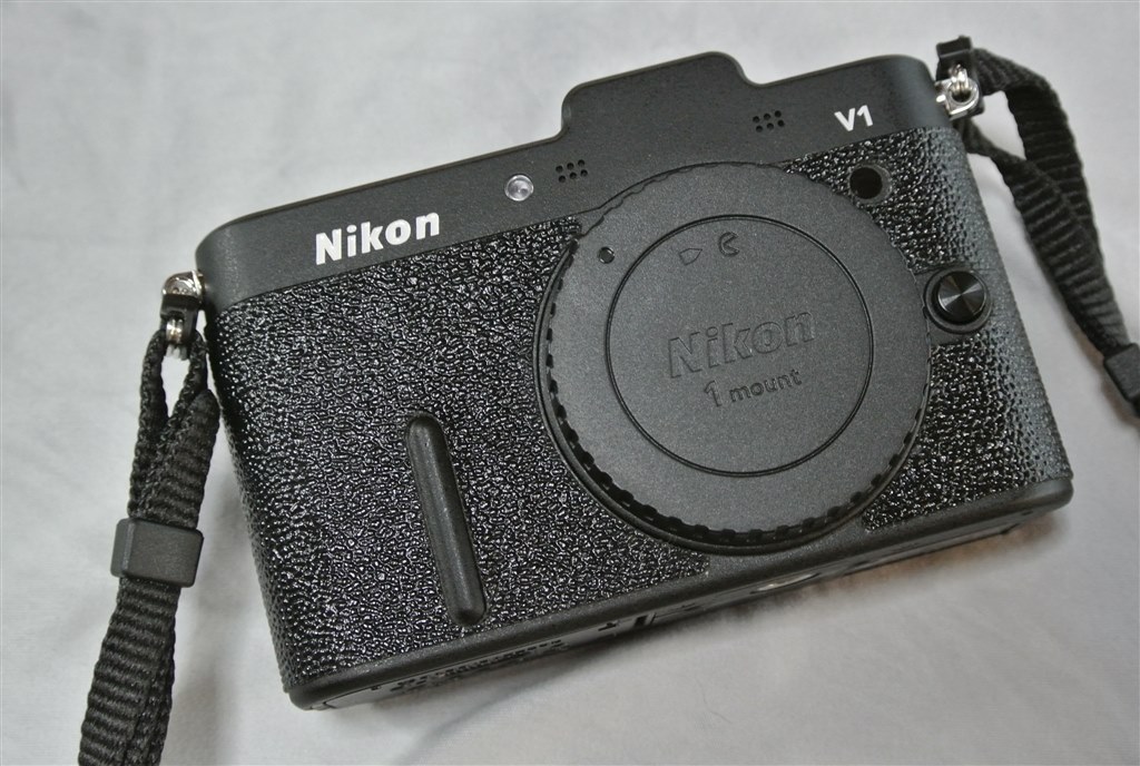 貼ってみました｢張り革キット｣』 ニコン Nikon 1 V1 薄型レンズキット