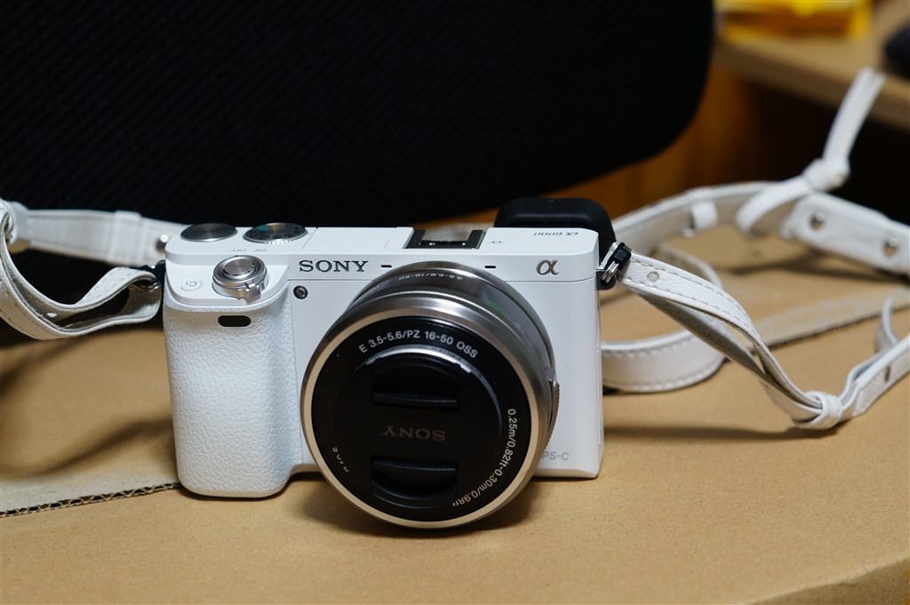 α6000 ボディカラーについて』 SONY α6000 ILCE-6000Y ダブルズーム