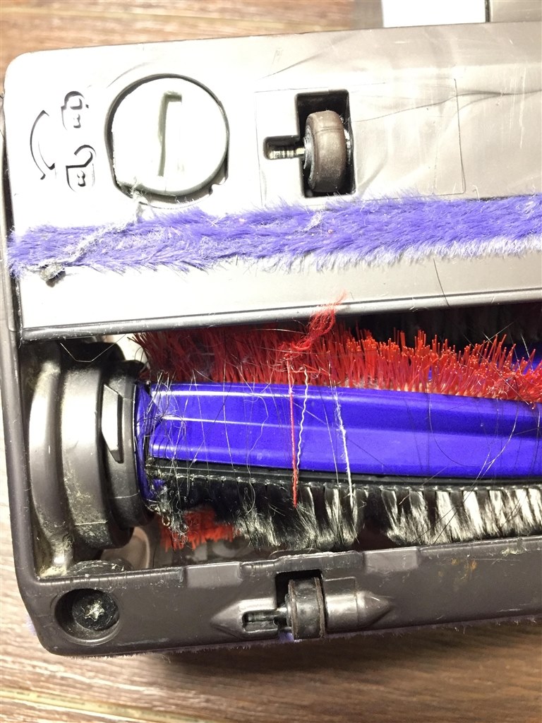 ヘッドのタイヤ磨耗しませんか？』 ダイソン DC48 タービンヘッド の