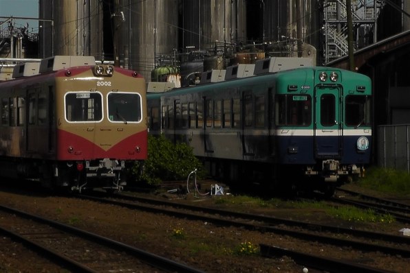 パナソニック HDC-TM90-S [ソリッドシルバー] 価格比較 - 価格.com