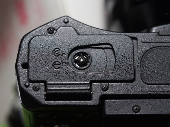 オリンパス OLYMPUS OM-D E-M5 Mark II ボディ [シルバー]のクチコミ