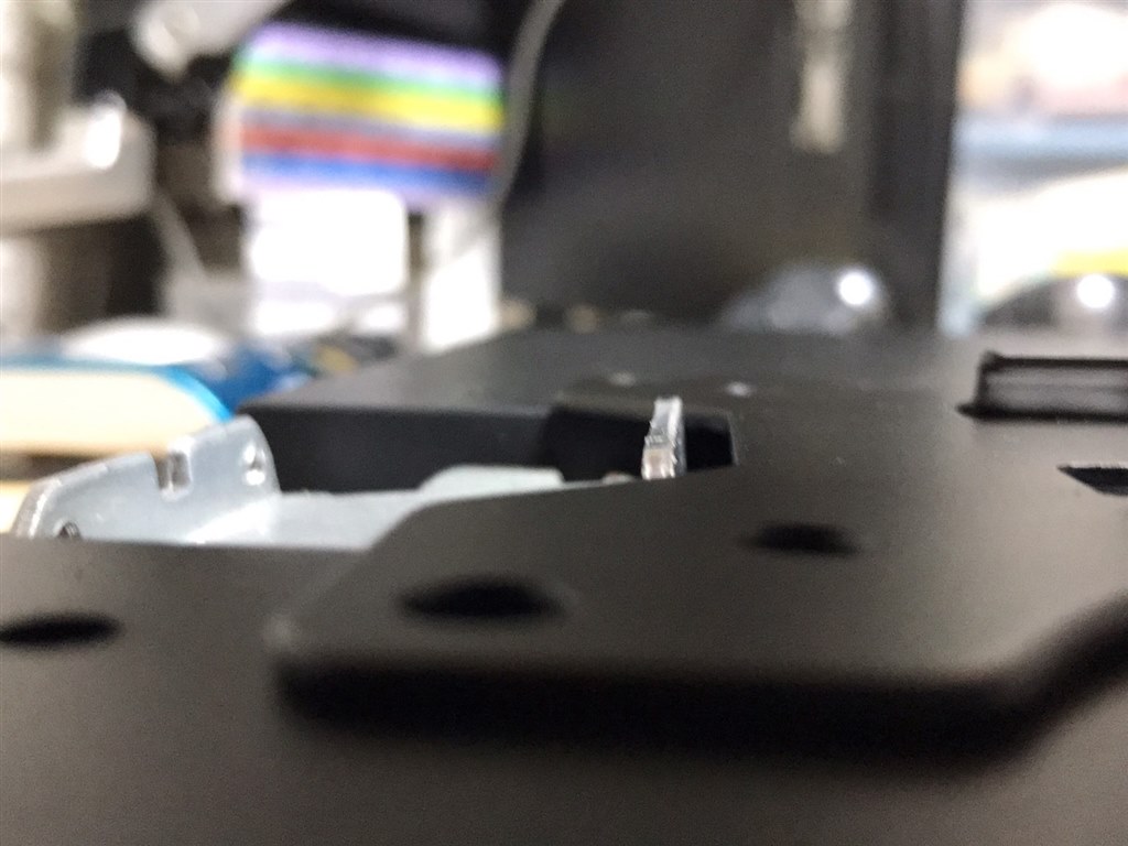 このモニターをモニターアームに…』 ViewSonic VX3276-2K-MHD-7 [31.5