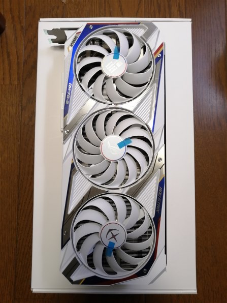 ツクモで当選。高かったけれど、買ってみました。』 ASUS ROG-STRIX