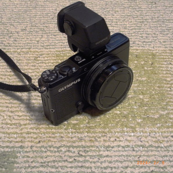 オリンパス OLYMPUS STYLUS XZ-2 [ブラック] 価格比較 - 価格.com