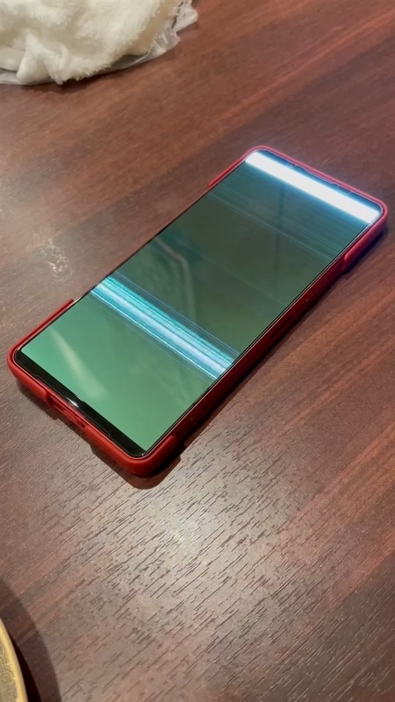 噂のディスプレイ不具合』 SONY Xperia 1 VI SO-51E docomo のクチコミ