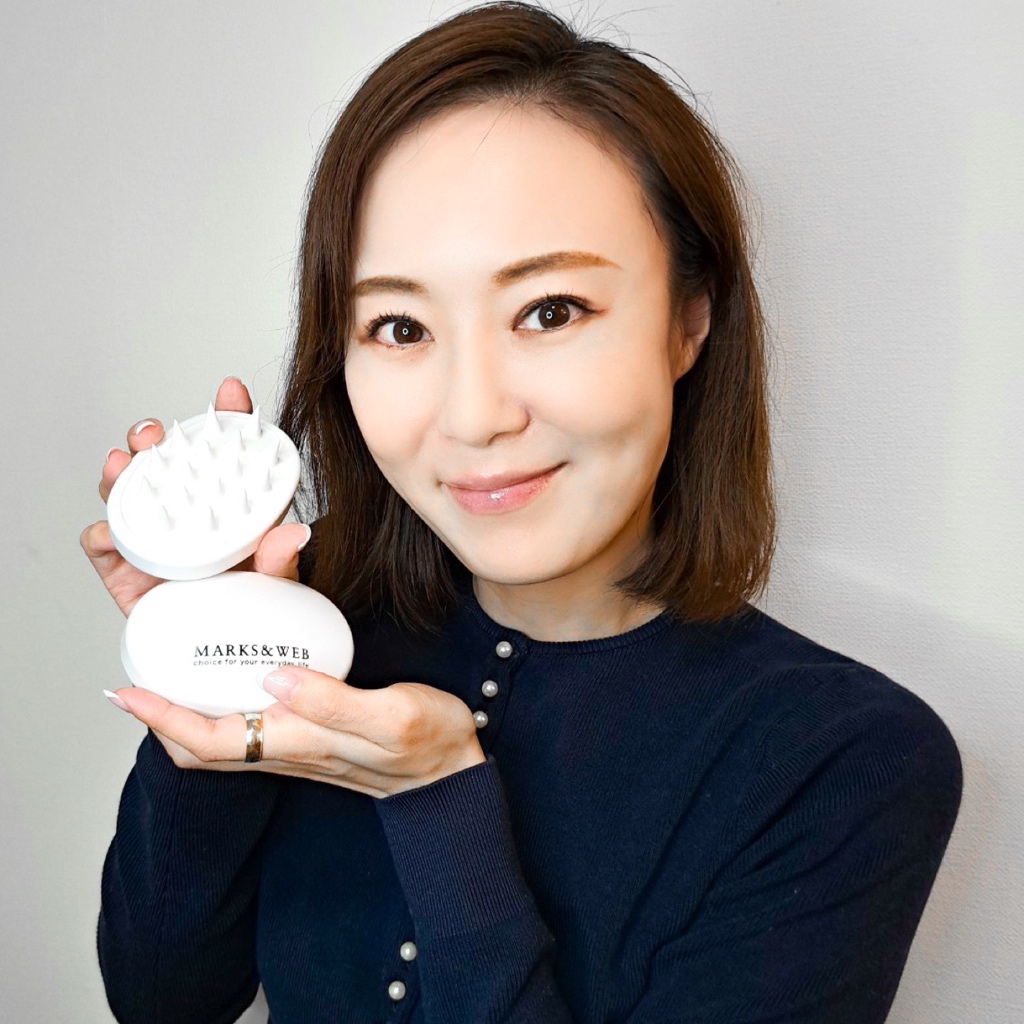 39歳で白髪ナシ美魔女が欠かせない「2つのアイテム」 | 美ST ONLINE