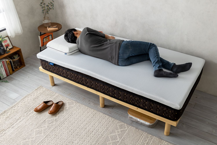 専門家の体験レビュー】エマ・トッパーの特徴＆寝心地を徹底解説 | 椚