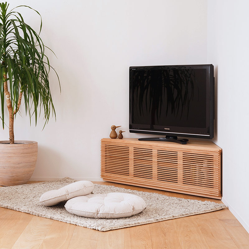 隅に収まるコーナーTVボード | ボー・デコール オンラインショップ