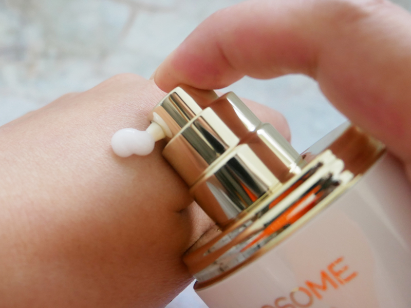 先進技術を採用！ビタミンACEと植物エキス配合「ノエビア リポソーム