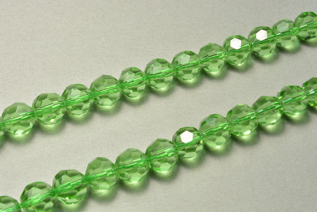 ビーズクラブ ガラスビーズ 64面カット 黄緑 8mm 連売り 50粒 ビーズ