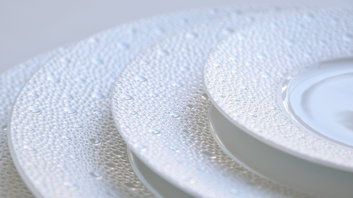 エキュムパール | ベルナルドの磁器