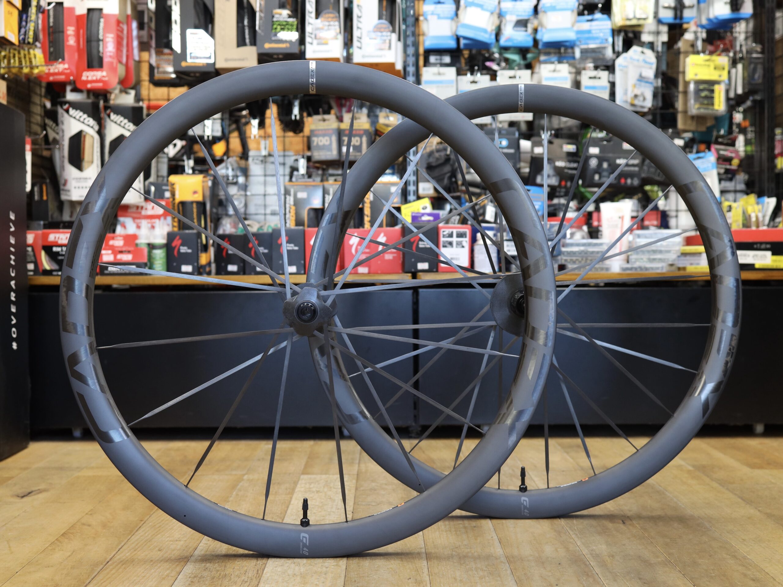 CADEX 40 MAX DISC TUBELESS WHEELSYSTEM【10周年お得情報アリ