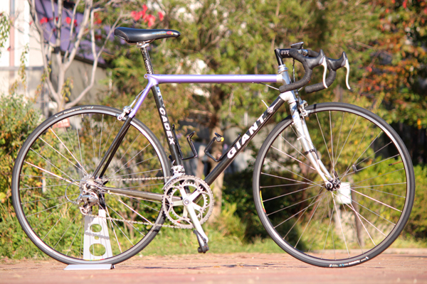GIANT（ジャイアント） CADEX （カデックス） が委託で入荷致しました