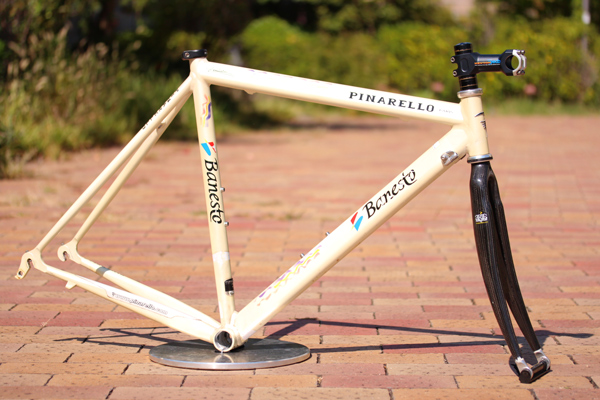 PINARELLO（ピナレロ） PARIS Banestoカラー フレームセットが買取