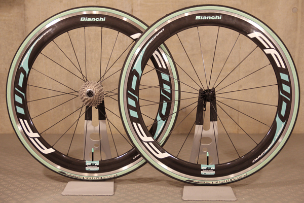 次のステージへとギアチェンジ。FFWD F6R クリンチャー ビアンキ