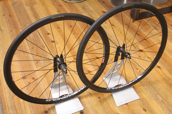 究極の運動性能を求めるならコレ。CAMPAGNOLO（カンパニョーロ