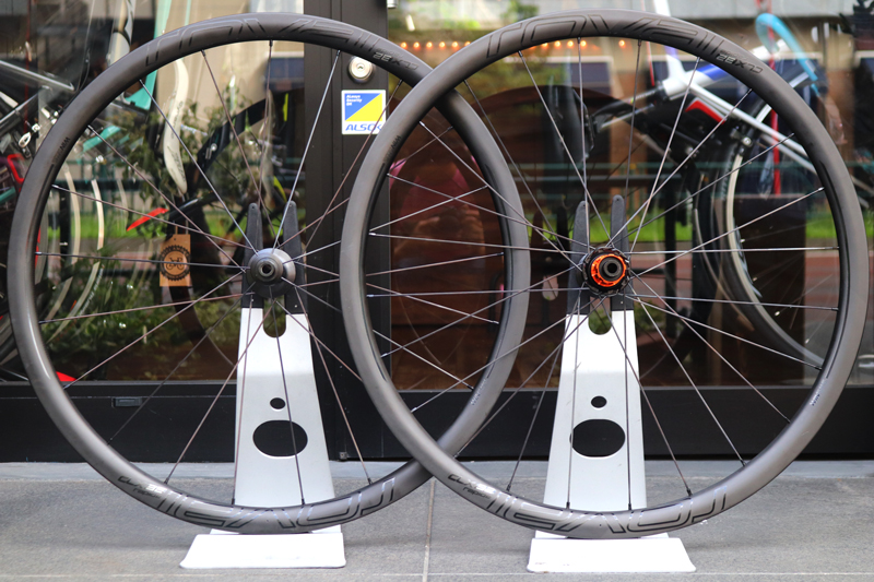 ロングライド・ヒルクライムに ロヴァール ROVAL CLX32 rapide disc