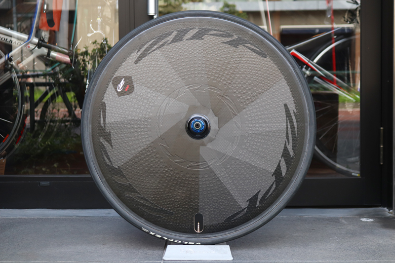 重厚なエアロを味わえ！ジップ ZIPP 900 カーボンチューブラー