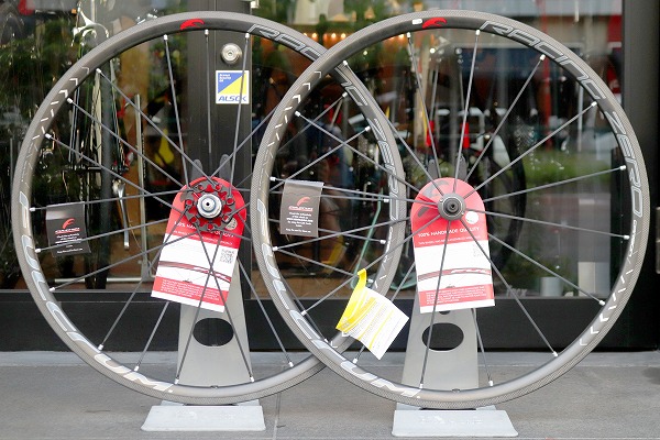 フルクラム FULCRUM レーシングゼロカーボン RACING ZERO CARBON