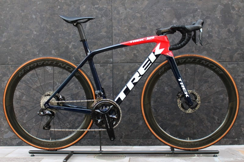 完全無欠の最高スペック！】TREK EMONDA SLR DISC 入荷！
