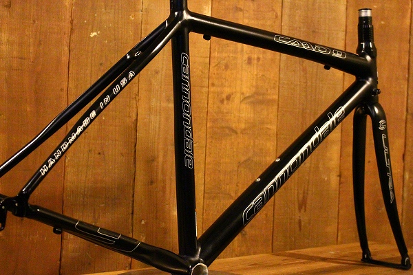 希少なHandmade in USA！ CANNONDALE CAAD9 BBQカラー フレームセット