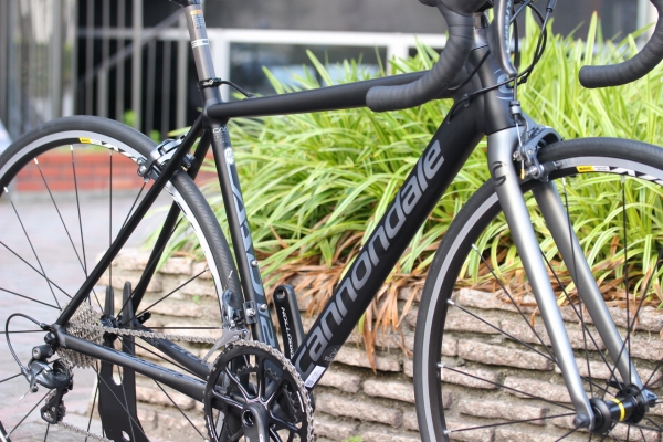 CANNONDALE CAAD12 2017 48サイズ ロードバイク 買取入荷！