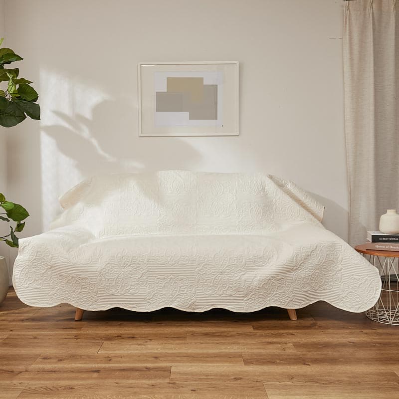 超音波キルトのマルチカバー。優しい肌触りとおしゃれなダマスク柄