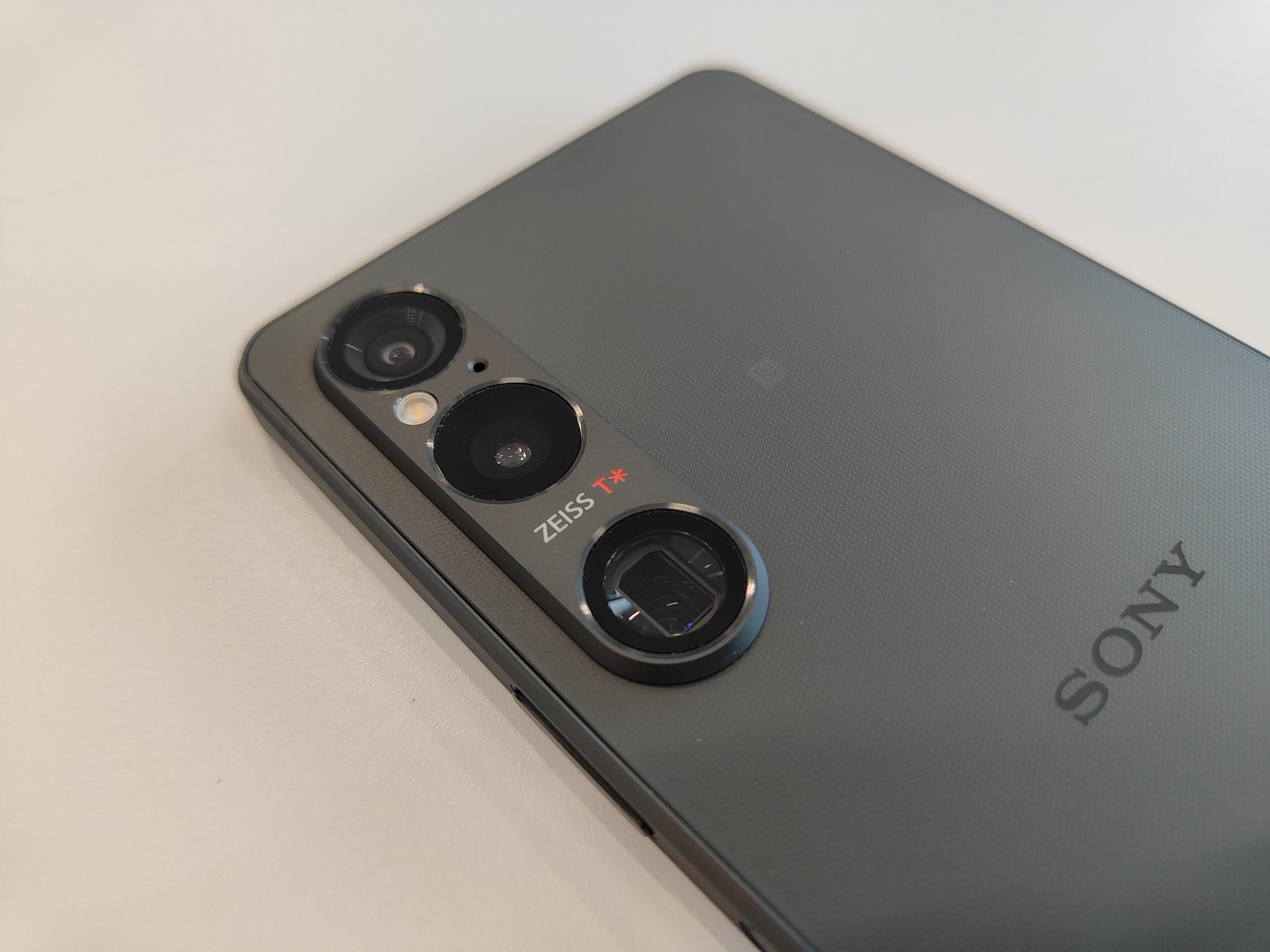 SIMフリー版 Xperia 1 VIを実機レビュー！ソニー独自の技術が光る最高