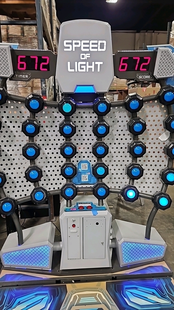 SPEED OF LIGHT 2 PLAYER DELUXE TICKET REDEMPTION GAME LAI GAMES