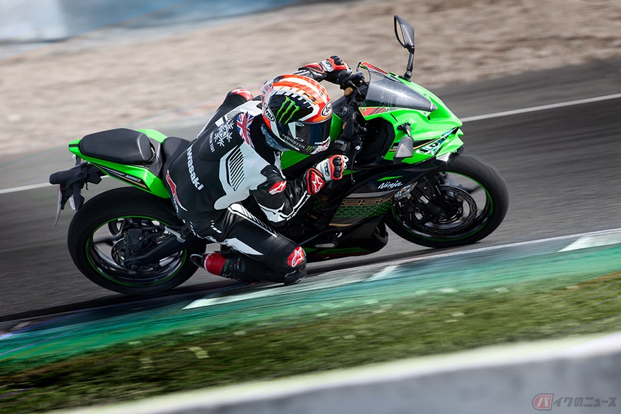 カワサキ「Ninja ZX-25R」インドネシアで正式発表 車両価格は日本円で