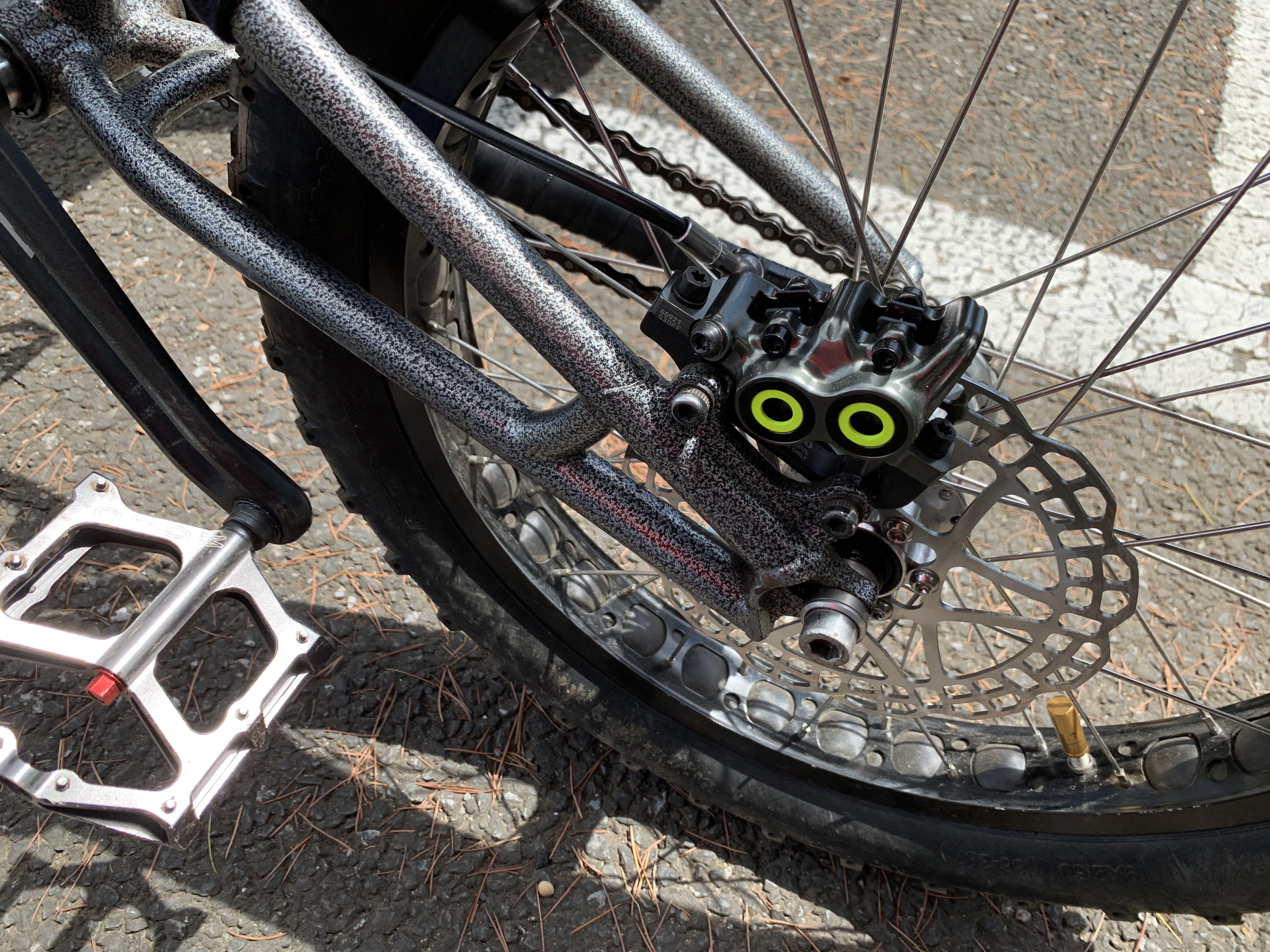 20インチのポジションを変更して、立川わくわくBTR広場へ | マウンテン