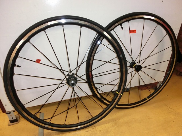 ロングライドに最適「マヴィック・キシリウムエリートUST」 – スポーツ