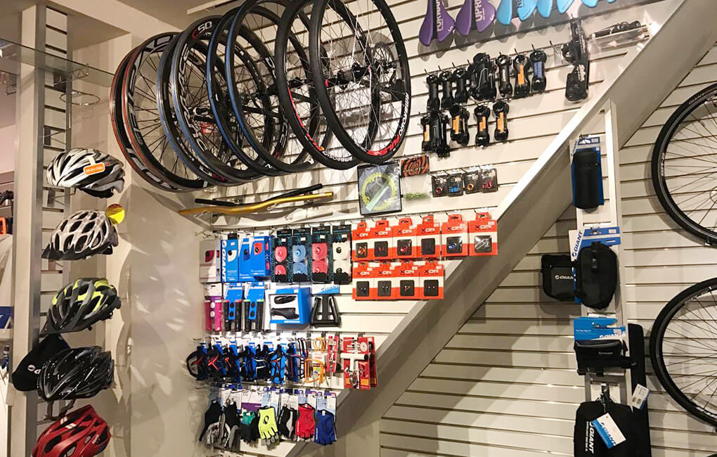 横浜西口店 | 横浜・新宿・湘南のスポーツ自転車専門店｜バイクポート