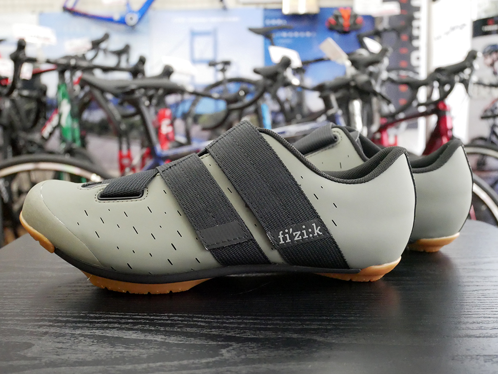 fizik フィジーク シューズ X4 TERRA POWERSTRAP マッド/キャメル